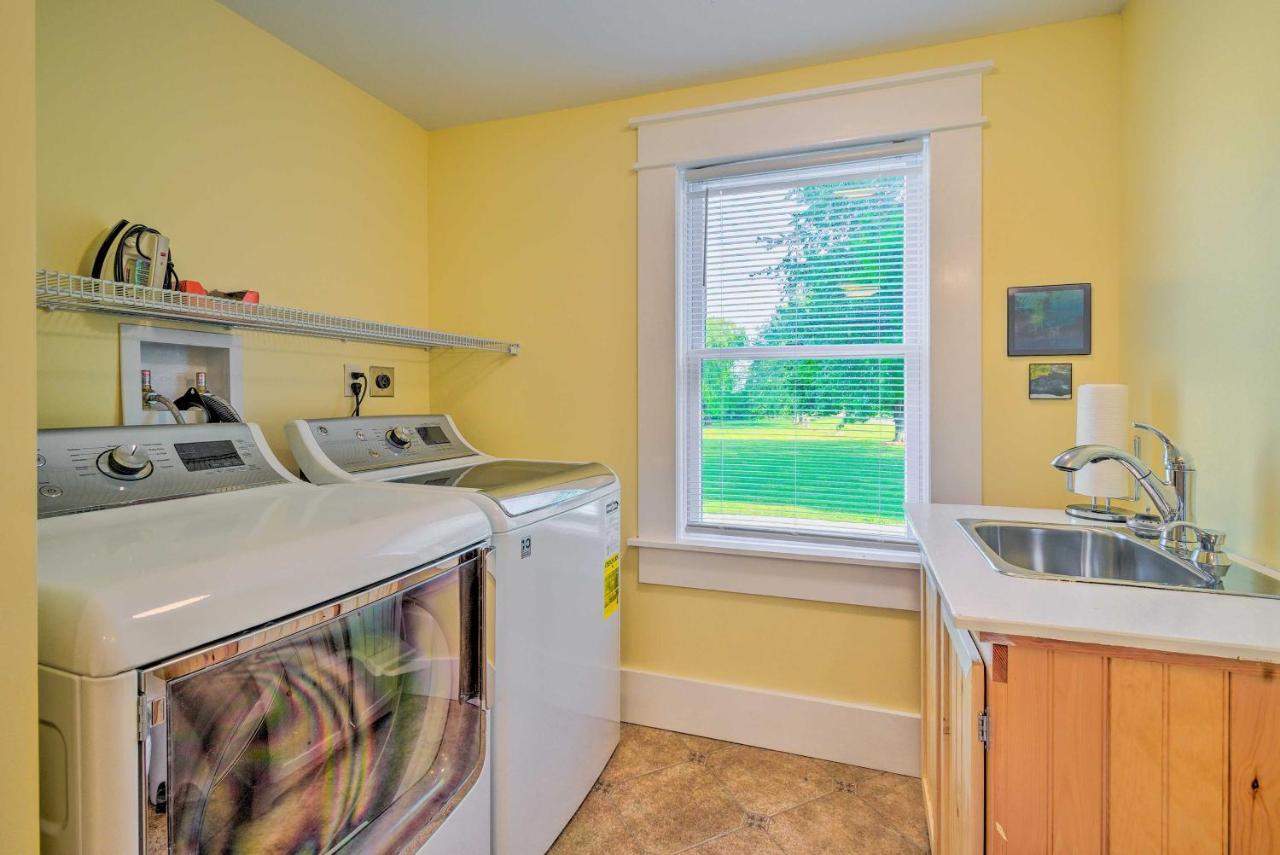 Charming Stanley Home With Yard, 7 Mi To Seneca Lake Geneva Buitenkant foto